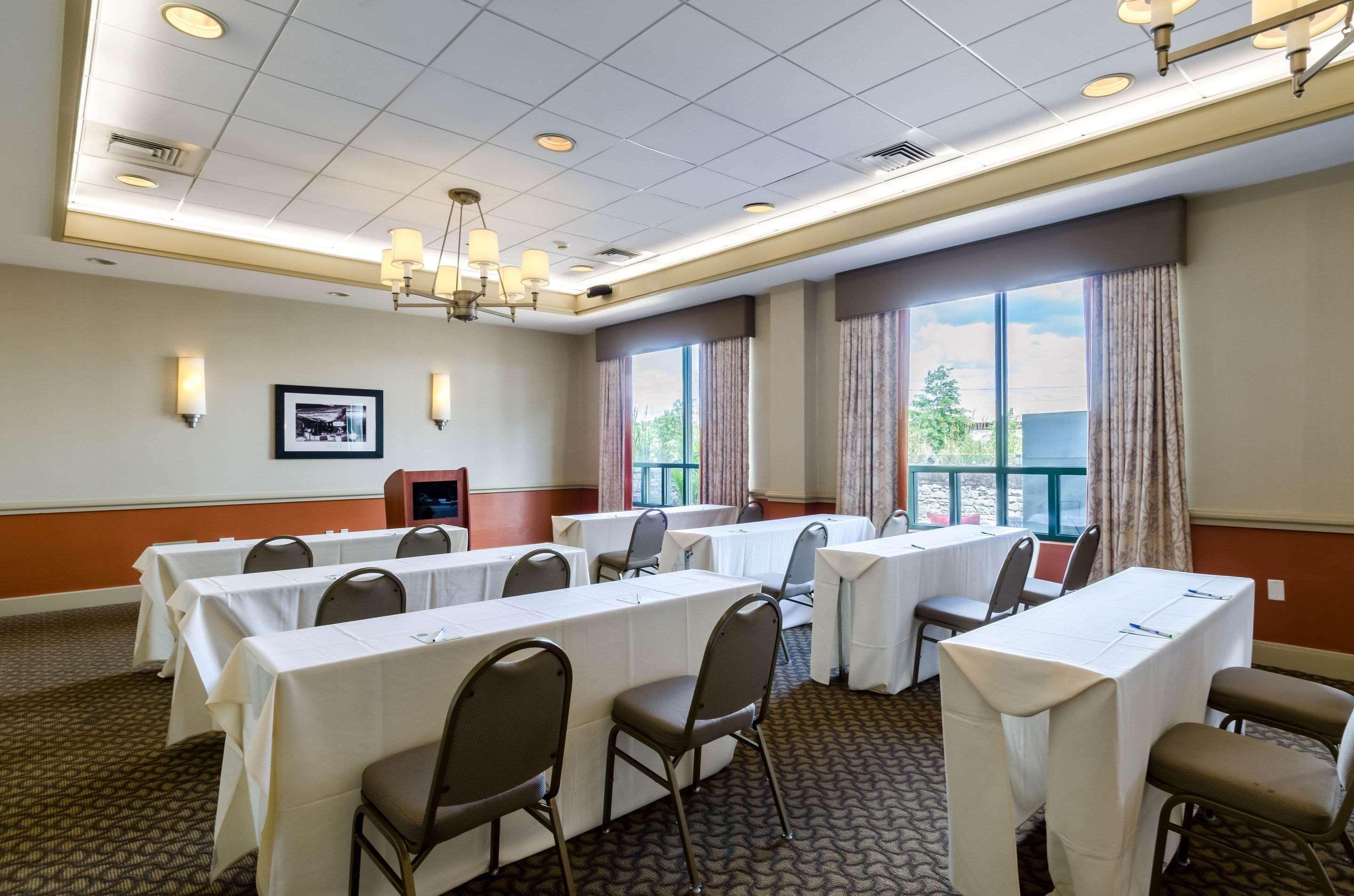 Comfort Inn & Suites Logan International Airport Revere Luaran gambar