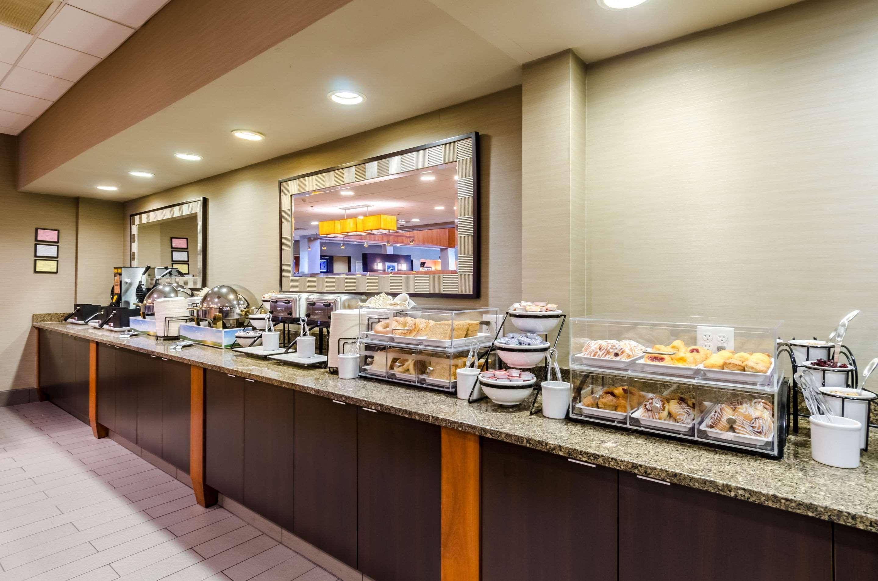 Comfort Inn & Suites Logan International Airport Revere Luaran gambar