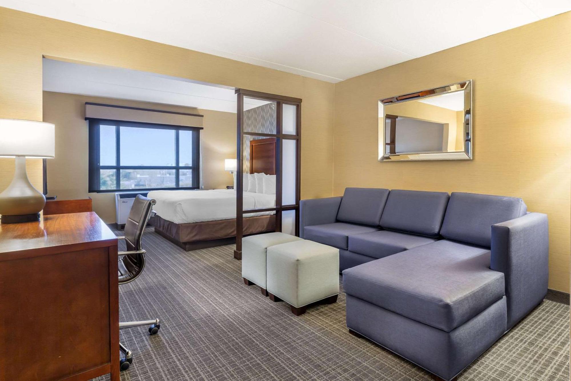 Comfort Inn & Suites Logan International Airport Revere Luaran gambar