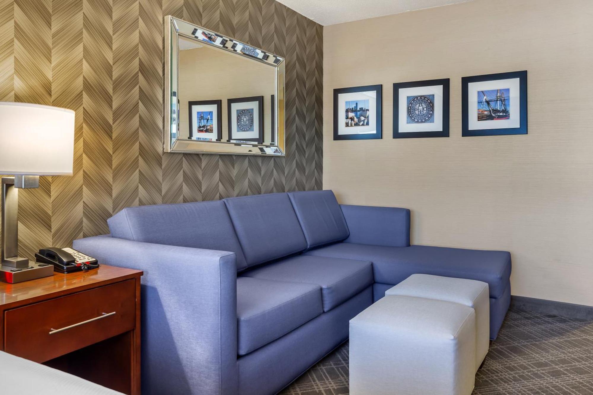 Comfort Inn & Suites Logan International Airport Revere Luaran gambar